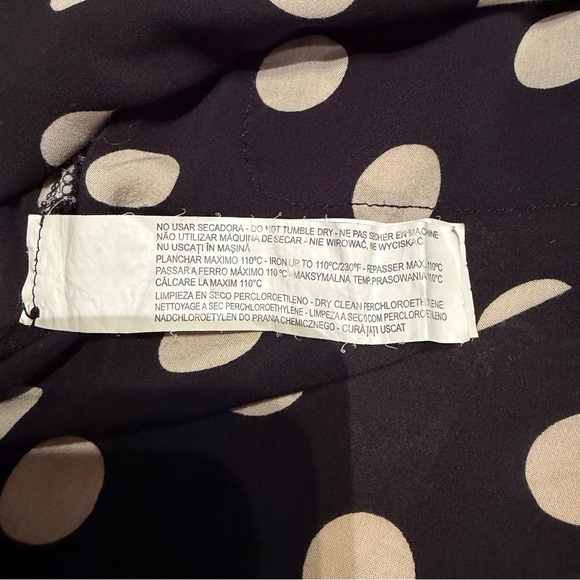 Zara Trafaluc Women’s Black & White Polka Dot Sleeveless Blouse Top size Large - Picture 5 of 9